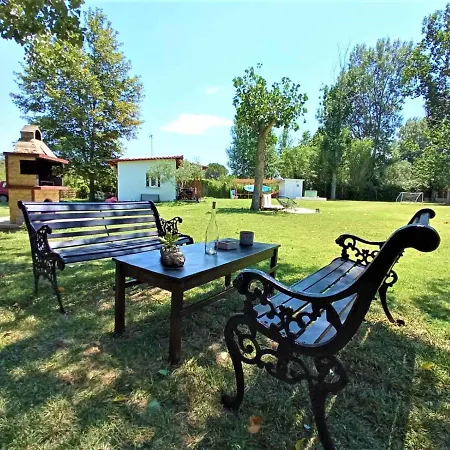 Elena オルモス・パナギアス