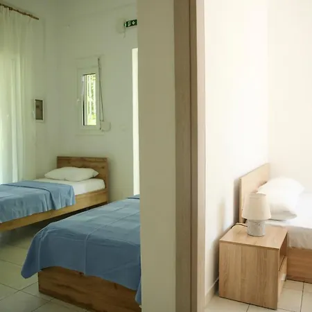 Elena Lejlighedshotel 3*