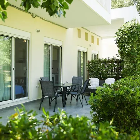 Elena Lejlighedshotel 3*