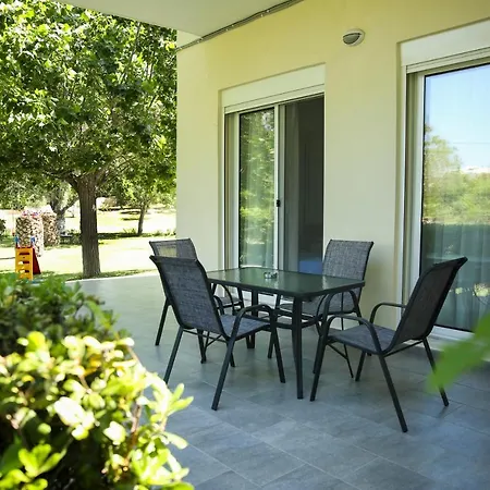 Elena Ormos Panagias