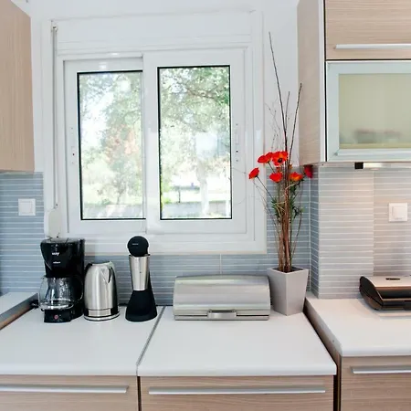 Elena 3* Ormos Panagias